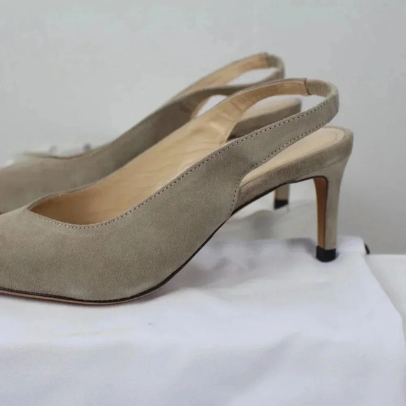 I R O - Picture 4 of 12